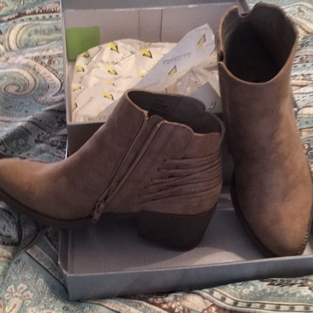 Brand new Beige Suede Volatile Booties